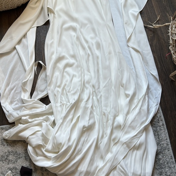 Alex Perry Clemence Dress - Picture 8 of 12